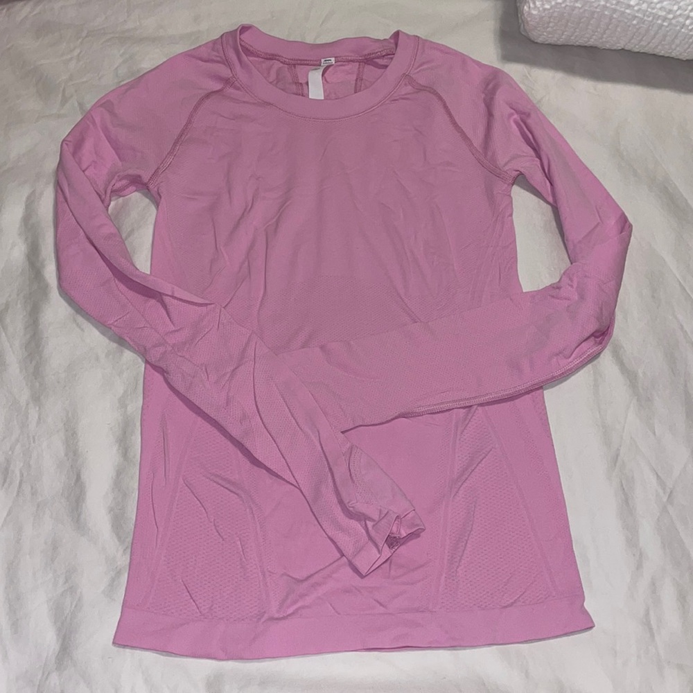 Lululemon Swiftly Tech long sleeve